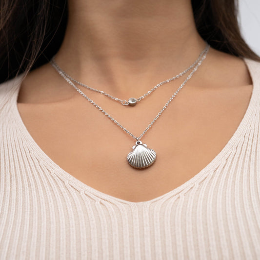 Clam Shell Charm